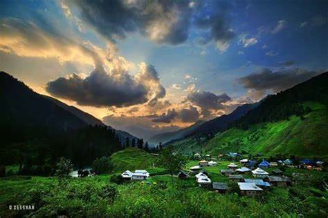 Feel Connected with Surreal Beauty by Visiting Kashmir